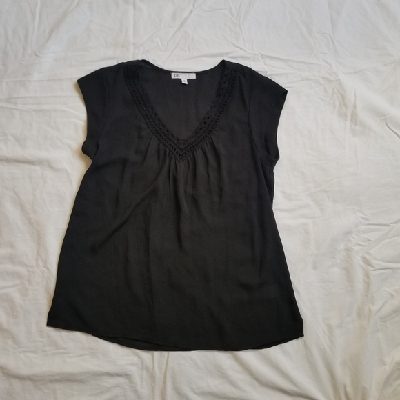 DR2 Black Womens Crochet Cap Sleeve V Neck - Picture 4 of 8